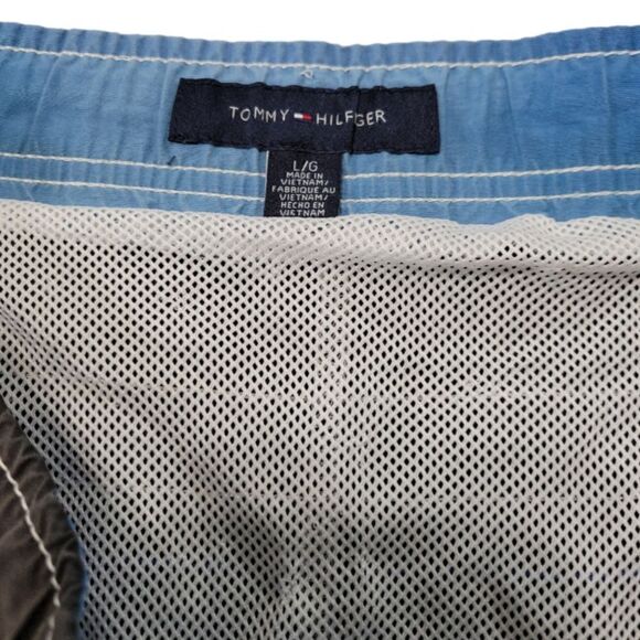 Tommy Hilfiger Shorts Size Large W38" x L8" Swim Trunks Swimwear Swimming Shorts - Picture 6 of 6